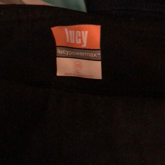 Lucy yoga pants - Picture 2 of 2